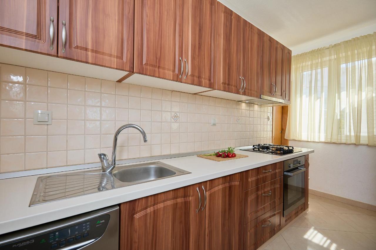 Apartment Harmony - Free Parking Дубровник Екстериор снимка